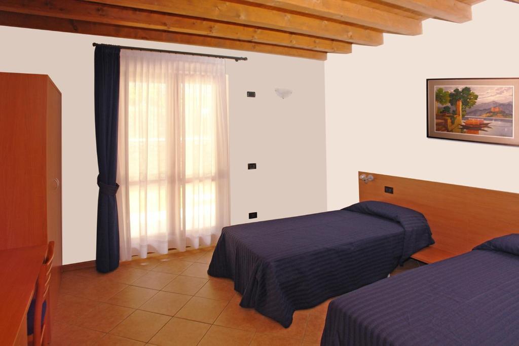 Residence Borgo Dei Limoni - Appartamenti Con Garage Gargnano Room photo